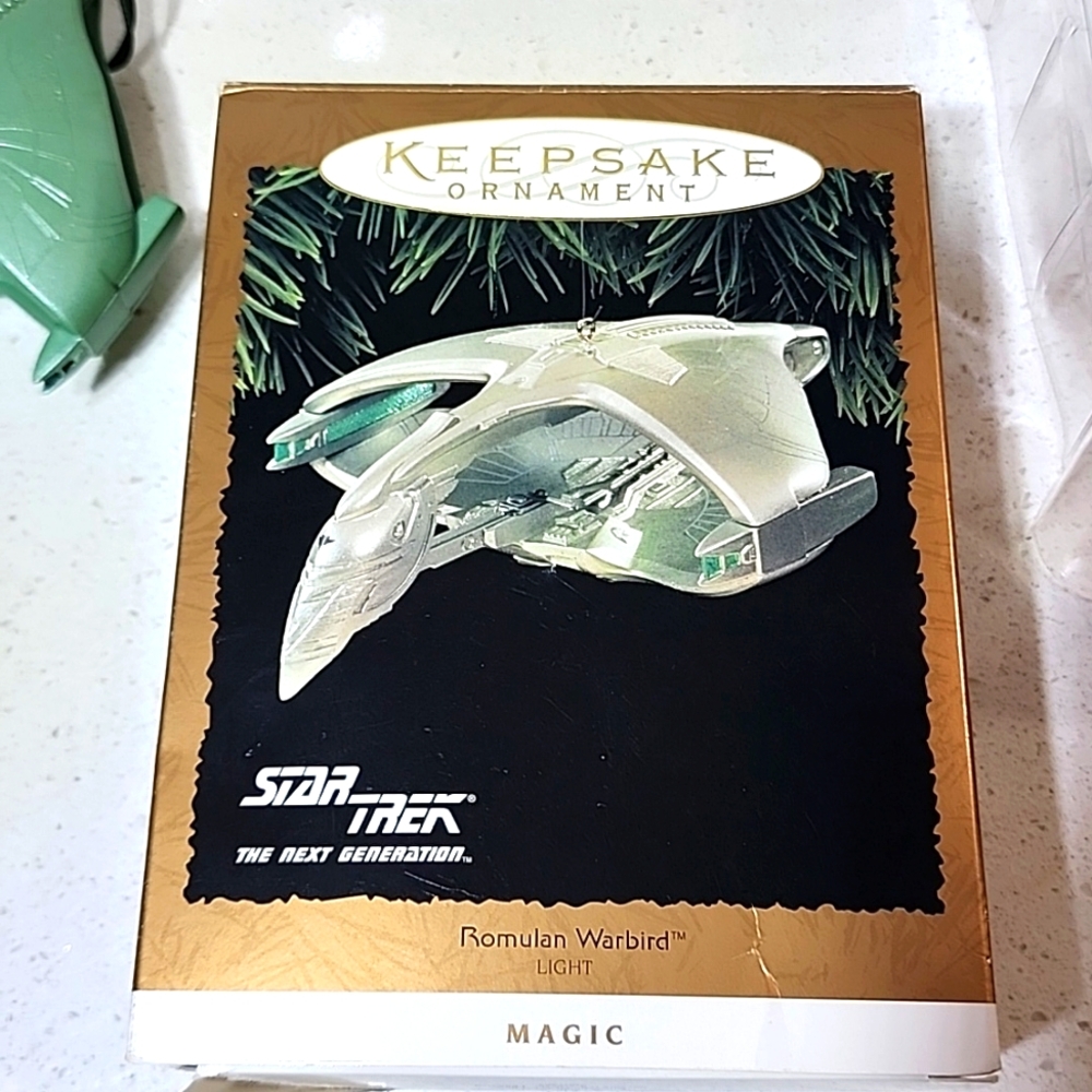 Romulan Warbird. STAR TREK THE NEXT GENERATION. Vintage Hallmark 1995 - Picture 2 of 12